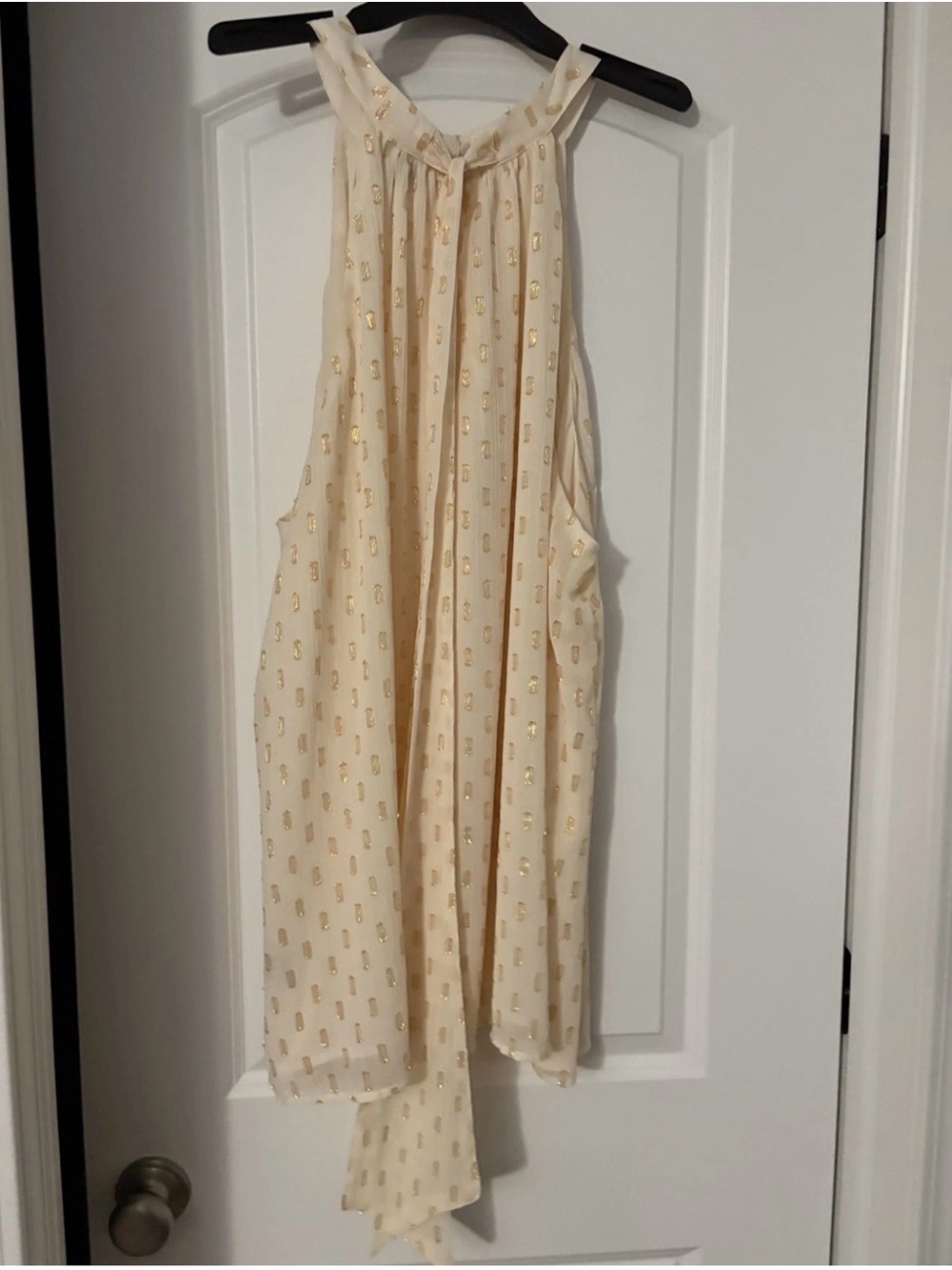 torrid Cream Blouse with Gold Foil Detail - Picture 2 of 6